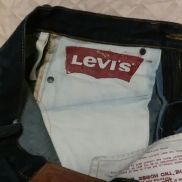 Levis Hesher Cut 501's - Picture 6 of 7